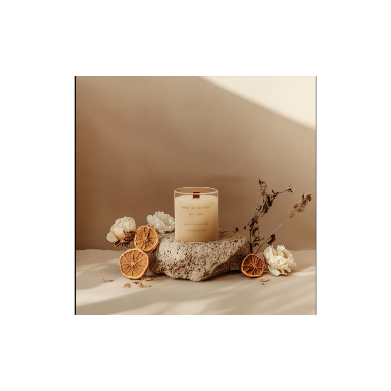 aromatherapy-scents-mental-wellbeing-candle